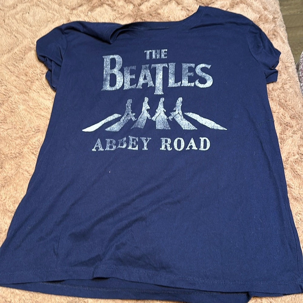 Women shirt